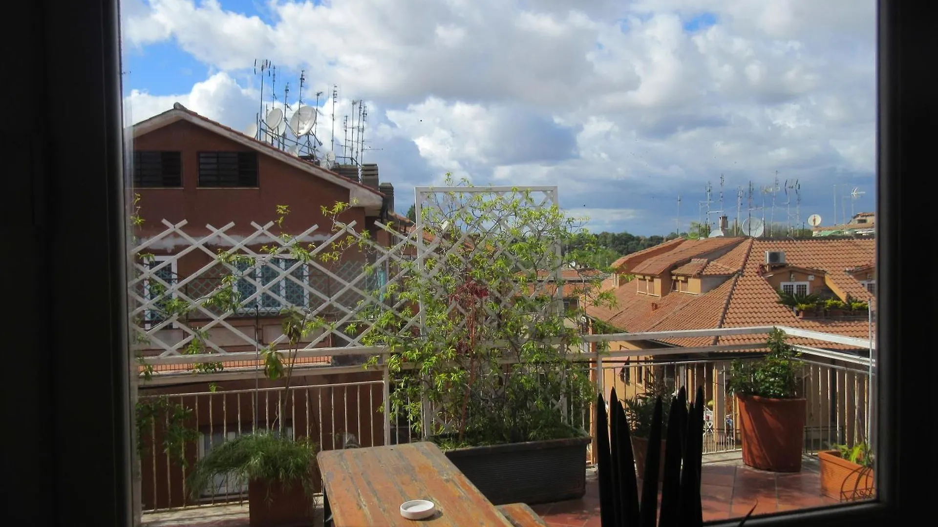 Rooftop Appia Antica,Silenzioso Riservato Two Bedrooms Two Bathrooms Rome 0*,